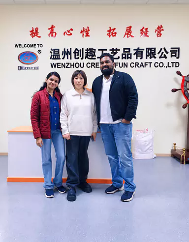 Gli acquirenti hanno ispezionato il sito della fabbrica Wenzhou Create Fun Craft Co., Ltd.
